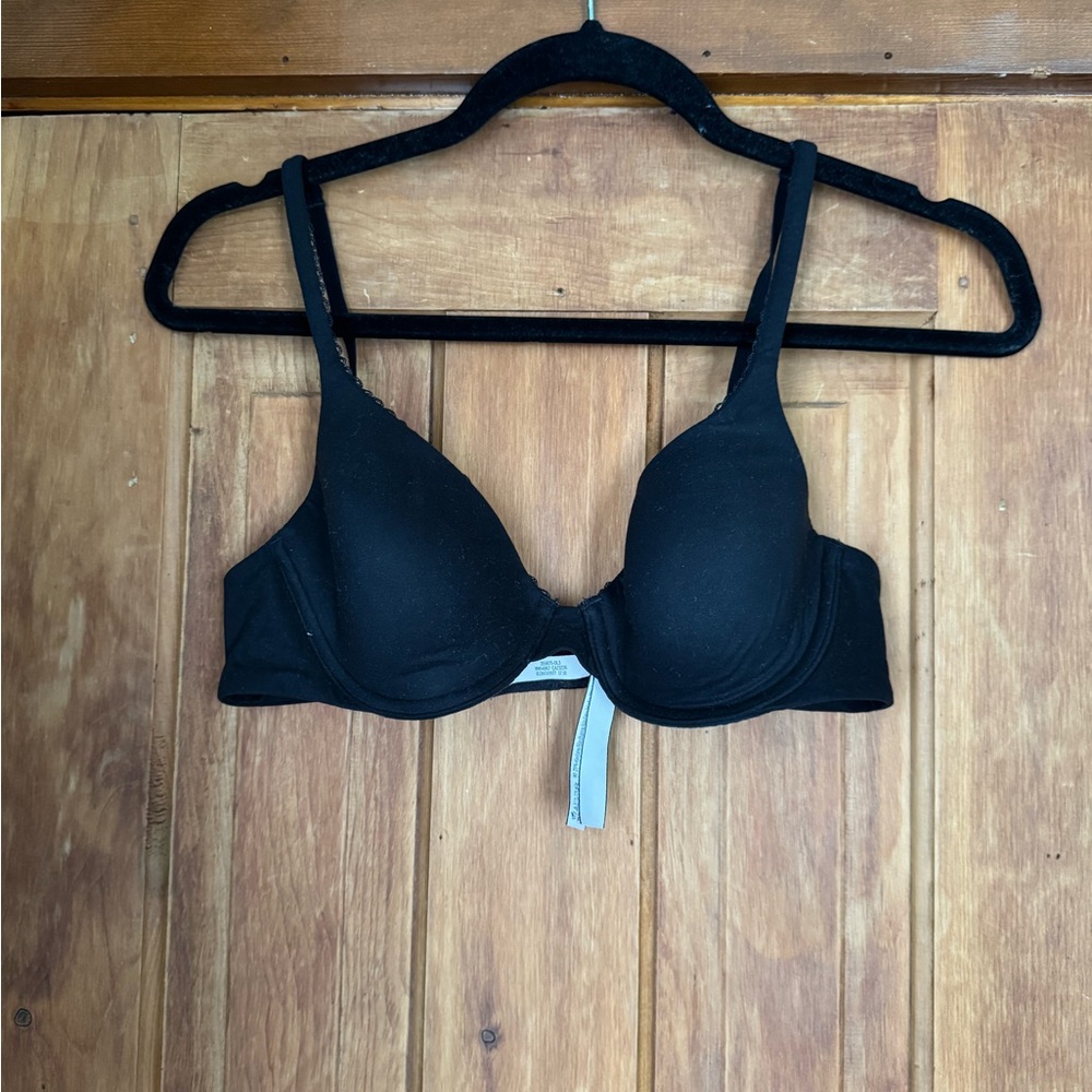 Victoria's Secret Body By Victoria Black Bra